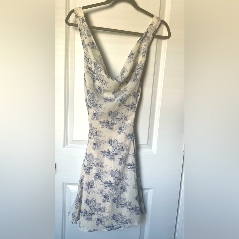 Aakaa Blue and Ivory Dress Small